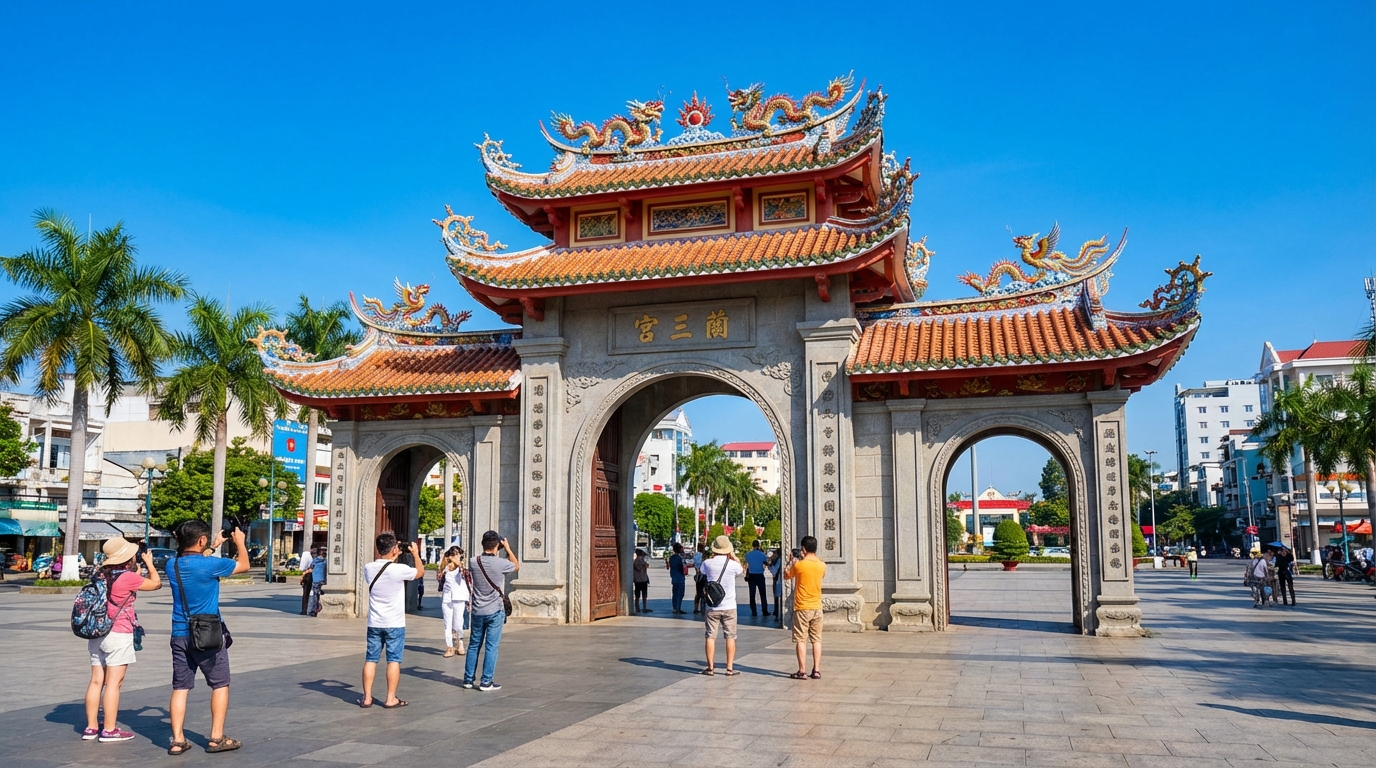 Cổng Tam Quan - biểu tượng kiến trúc truyền thống của Rạch Giá